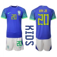 Camiseta Brasil Vinicius Junior #20 Visitante Equipación para niños Mundial 2022 manga corta (+ pantalones cortos)